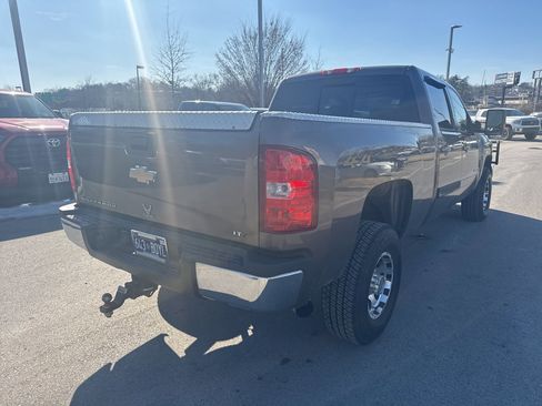 Used 2007 Chevrolet Silverado 2500 LTZ w/ EZ-Lift Tailgate Package image 4