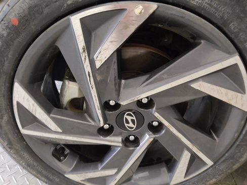 Used 2025 Hyundai Elantra Sport w/ Cargo Package FWD image 31