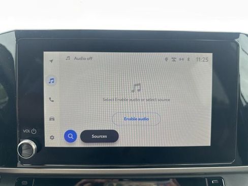 Used 2025 Toyota Camry SE FWD image 20