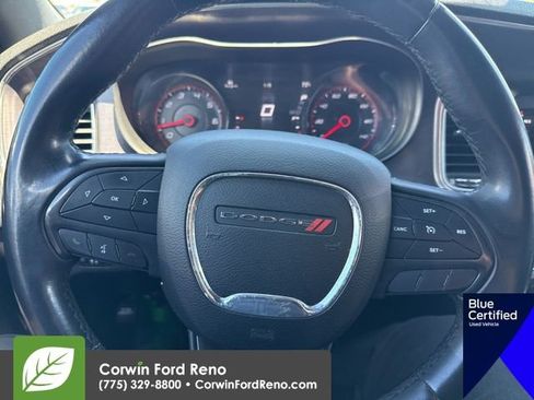 Used 2018 Dodge Charger SXT w/ Blacktop Package RWD image 18