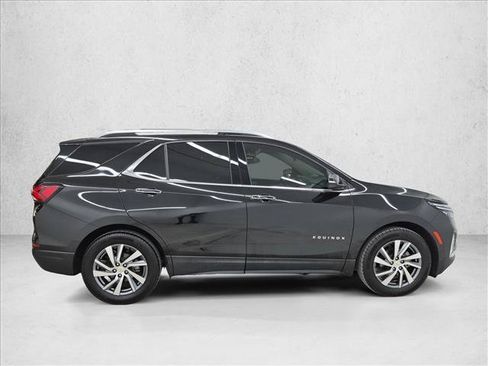 Used 2022 Chevrolet Equinox Premier FWD image 4