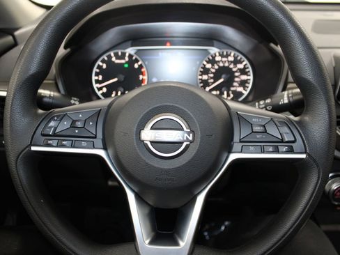 Used 2024 Nissan Altima 2.5 SV image 33