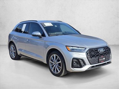 Certified 2023 Audi Q5 e Prestige w/ Prestige Package image 3