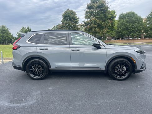 Certified 2025 Honda CR-V Sport-L image 10