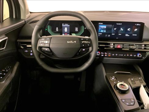 New 2026 Kia Sportage S image 14