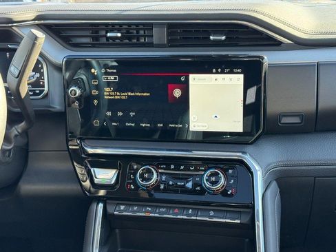 Used 2024 GMC Sierra 2500 Denali w/ Denali Reserve Package image 13