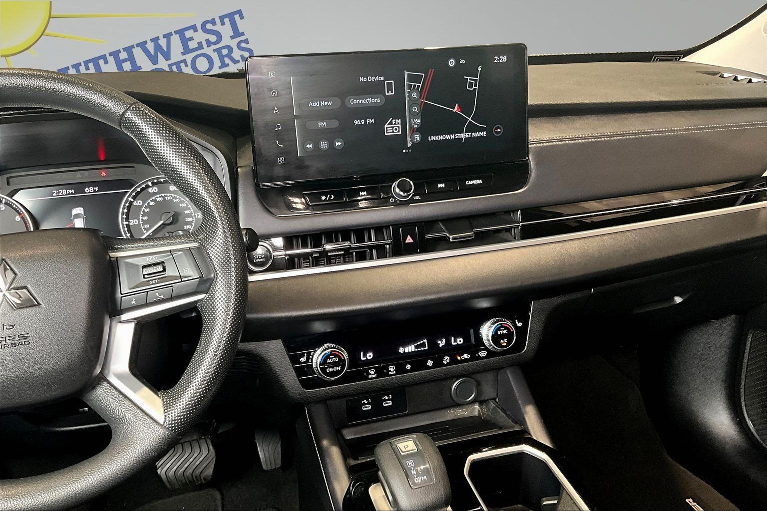 Used 2025 Mitsubishi Outlander ES AWD/4WD image 9