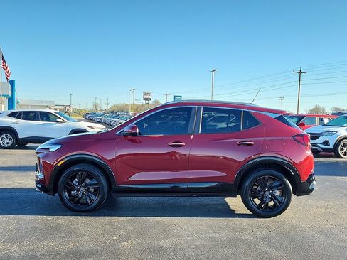 Used 2025 Buick Encore GX Sport Touring image 3