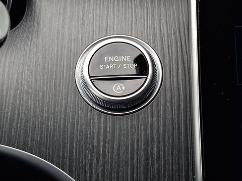 Certified 2023 Mercedes-Benz C 300 4MATIC Sedan image 24