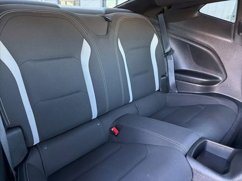 Used 2020 Chevrolet Camaro LT w/ RS Package image 13