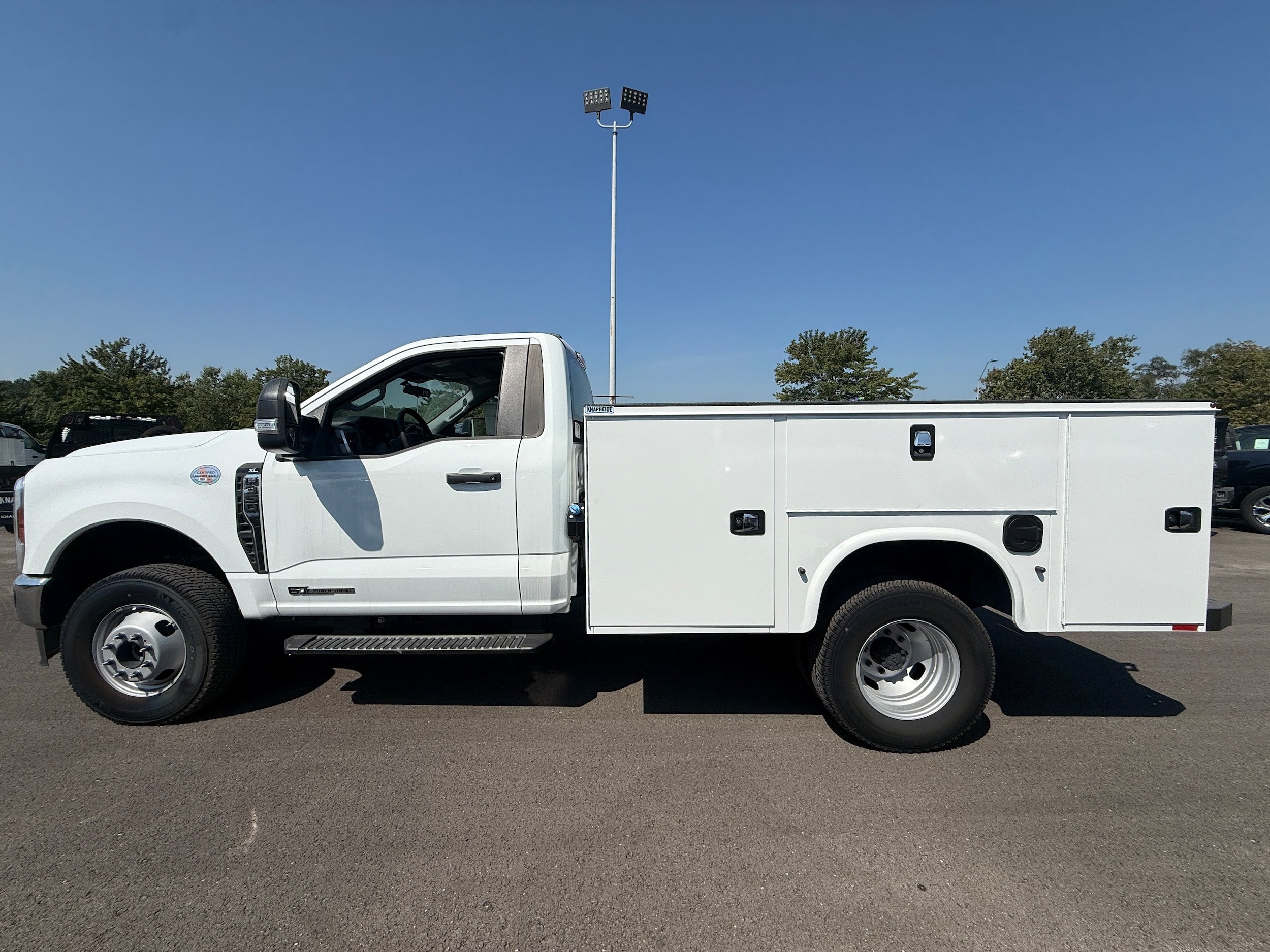 New 2025 Ford F350 XL w/ XL Chrome Package AWD/4WD image 5