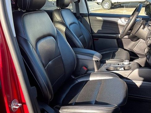 Used 2022 Ford Escape SEL image 14