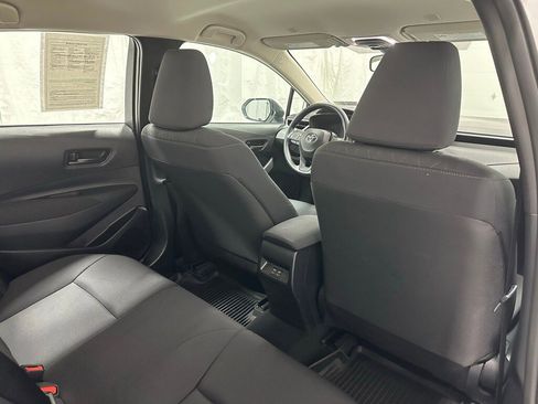 Used 2025 Toyota Corolla LE image 50