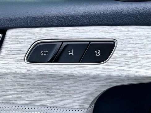Used 2024 Hyundai Palisade Calligraphy FWD image 34