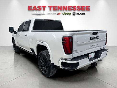 Used 2025 GMC Sierra 2500 Denali Ultimate image 5