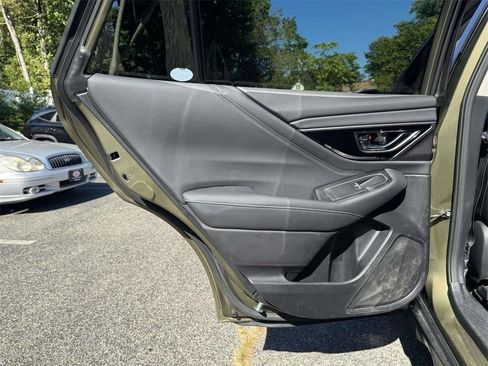 Used 2023 Subaru Outback Limited image 11