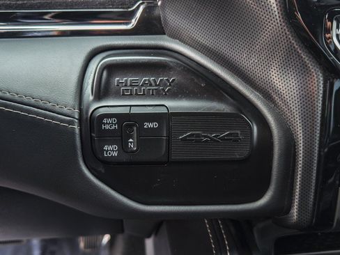 Used 2022 RAM 3500 Limited AWD/4WD image 38