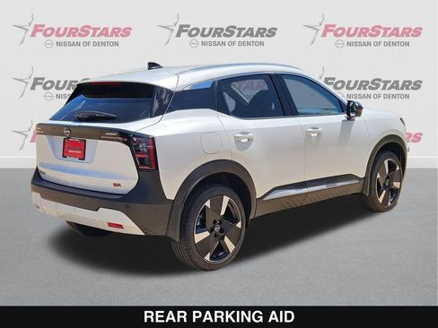 New 2026 Nissan Kicks SR FWD image 4