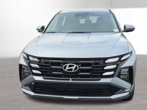 New 2026 Hyundai Tucson Blue SE image 3