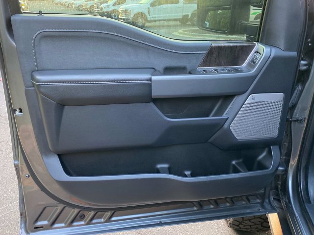 Used 2023 Ford F350 Lariat w/ Tow Technology Package AWD/4WD image 11