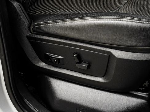Used 2015 RAM 1500 Laramie w/ Convenience Group AWD/4WD image 48