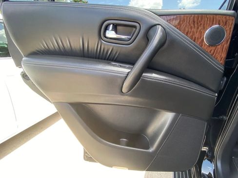 Used 2018 Nissan Armada Platinum w/ Captain Seat Package RWD image 16