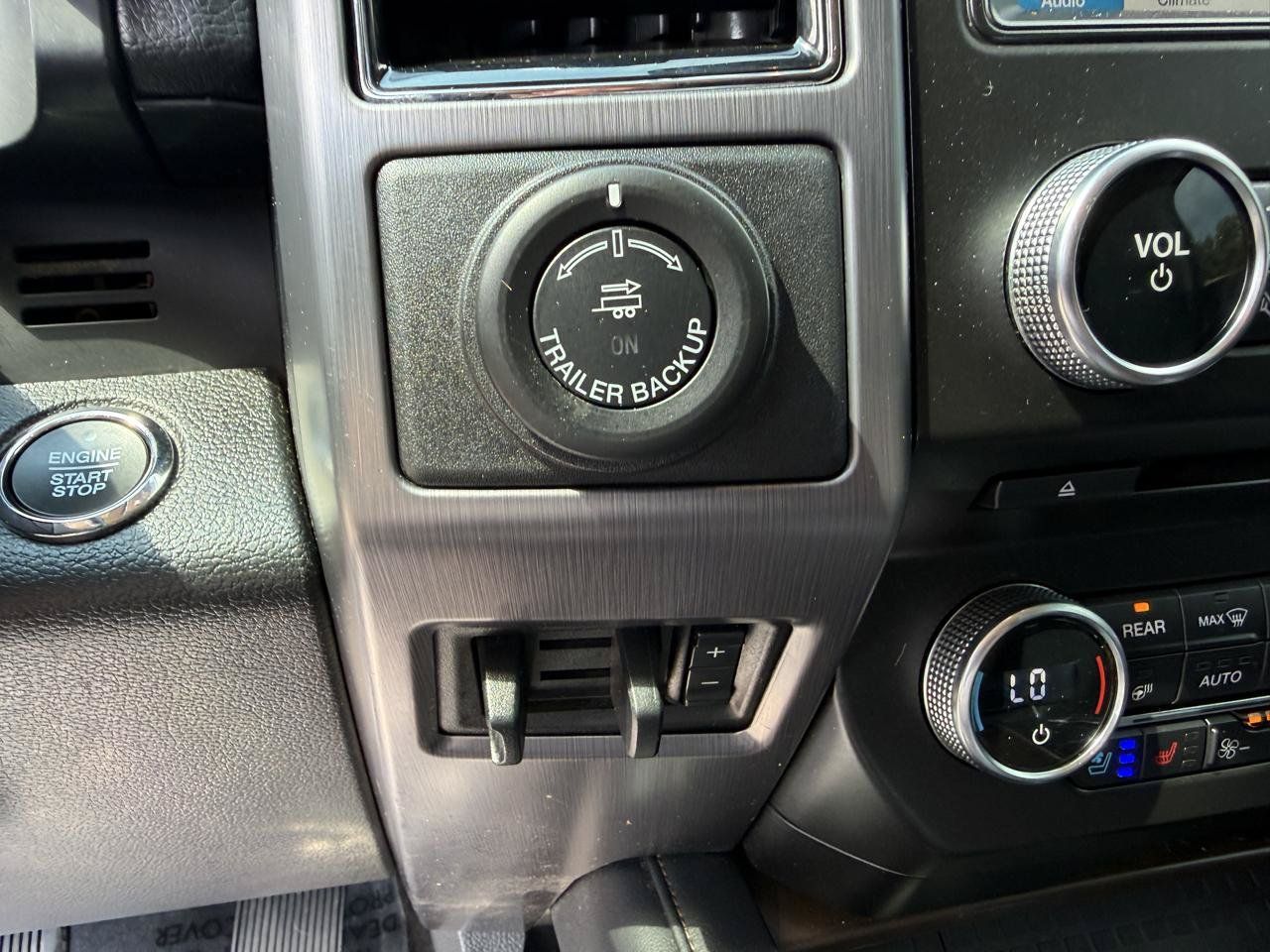 Used 2018 Ford Expedition Platinum AWD/4WD image 23