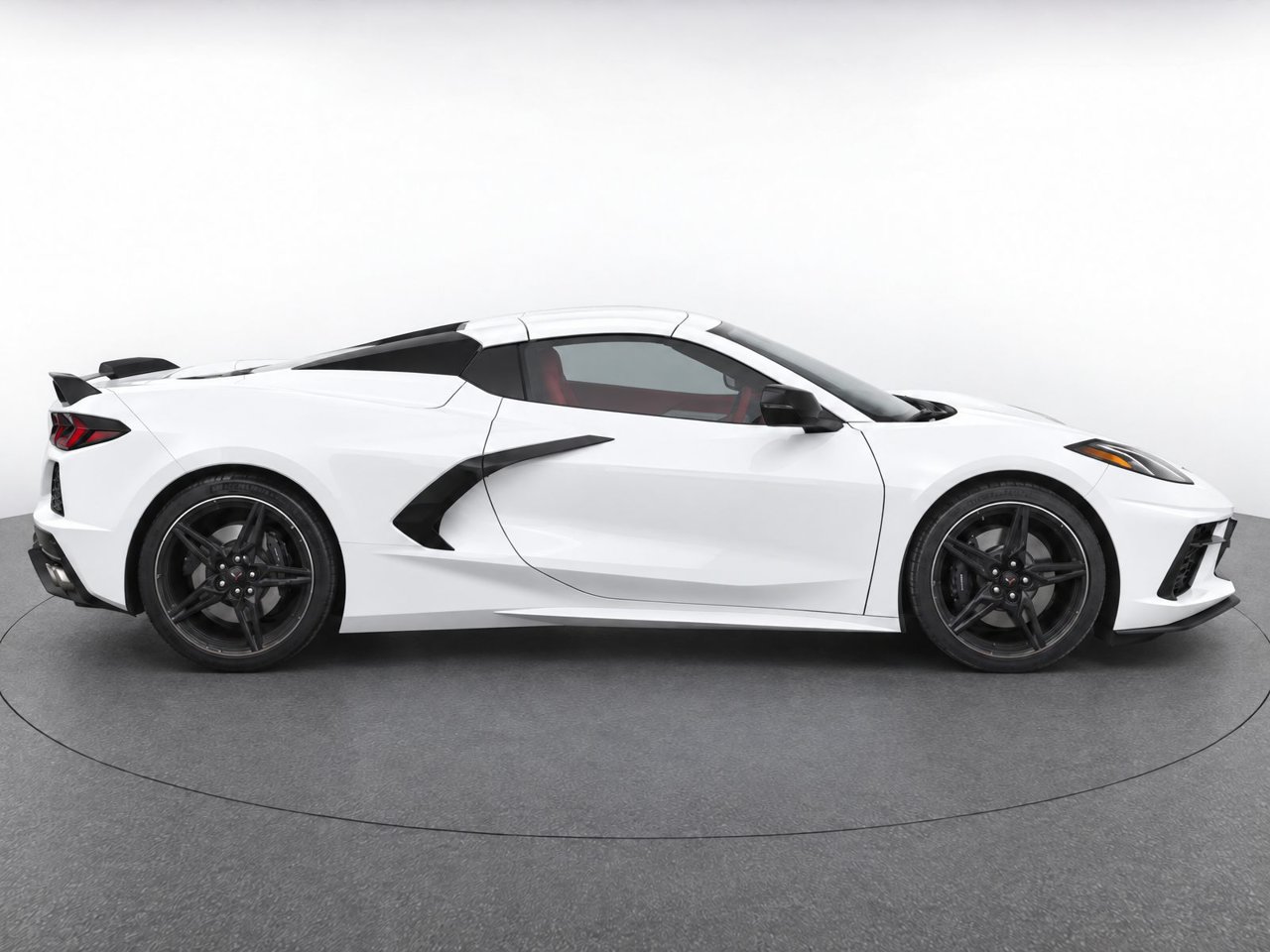 Used 2023 Chevrolet Corvette Stingray Premium Conv w/ Z51 Performance Package RWD image 8