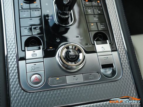 Used 2023 Bentley Continental GT V8 image 19