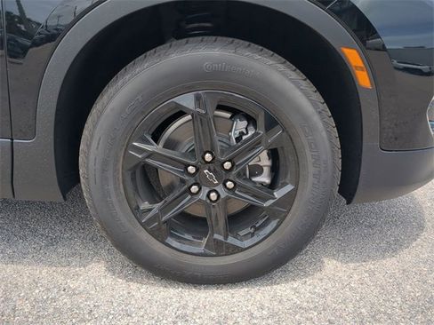 New 2025 Chevrolet Blazer LT w/ Midnight/Sport Edition image 11