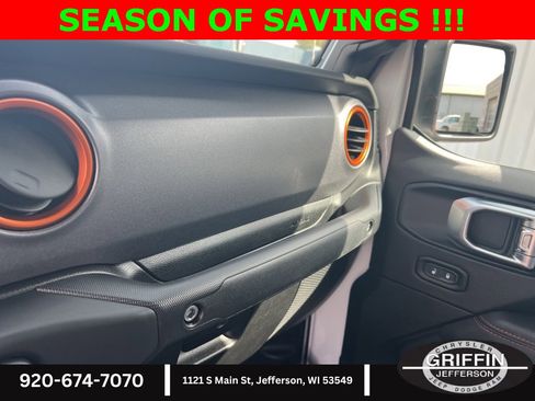 Used 2021 Jeep Gladiator Mojave w/ LED Lighting Group image 26