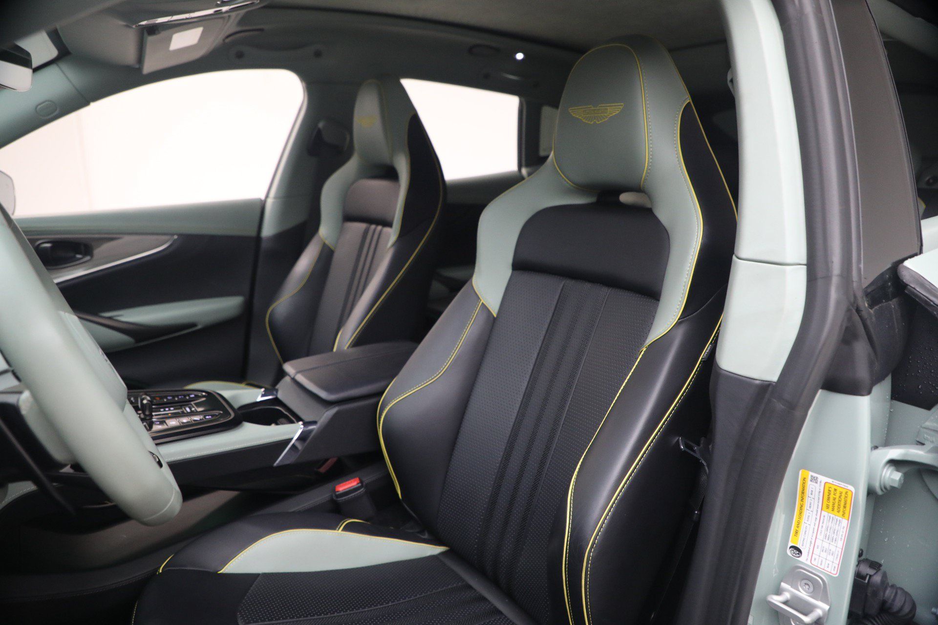 Used 2025 Aston Martin DBX 707 AWD/4WD image 14