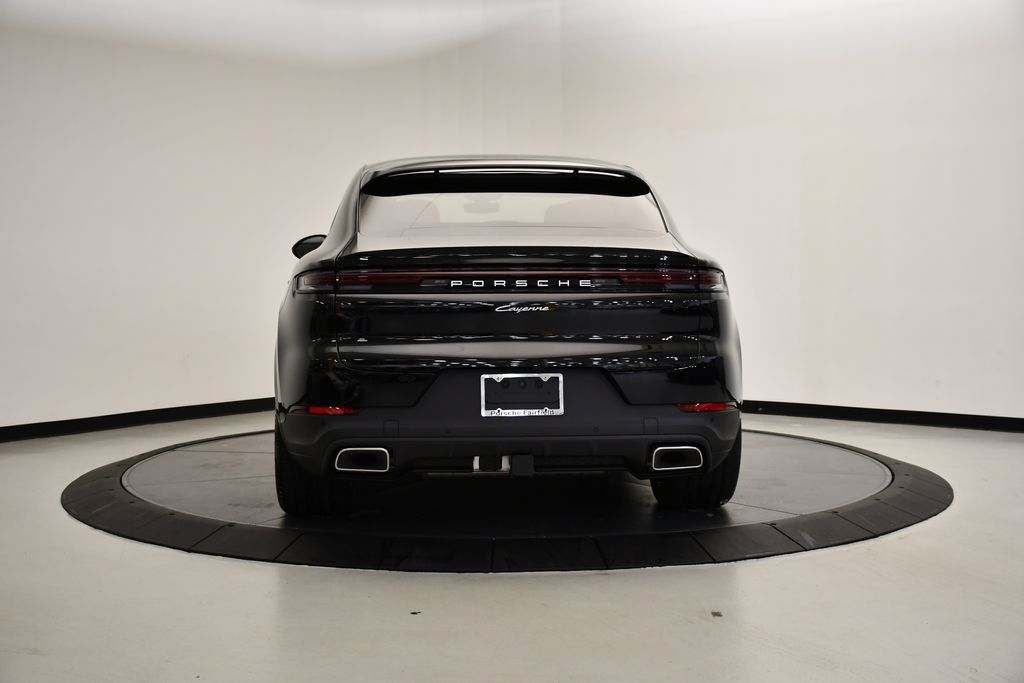 Certified 2025 Porsche Cayenne E-Hybrid Coupe AWD/4WD image 6