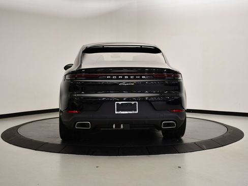Certified 2025 Porsche Cayenne E-Hybrid Coupe AWD/4WD image 6