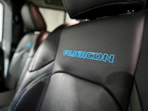 Used 2021 Jeep Wrangler Unlimited Rubicon 4xe w/ Steel Bumper Group image 35