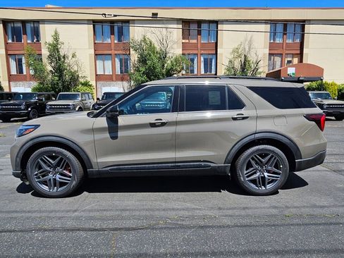 New 2026 Ford Explorer ST w/ Sun And Sound Package AWD/4WD image 2
