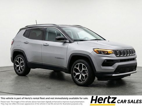 Used 2025 Jeep Compass Limited image 1