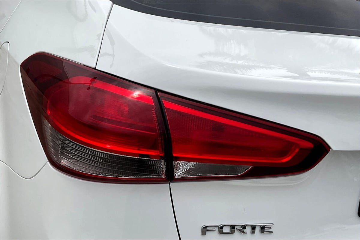 Used 2017 Kia Forte LX w/ LX Popular Package FWD image 26