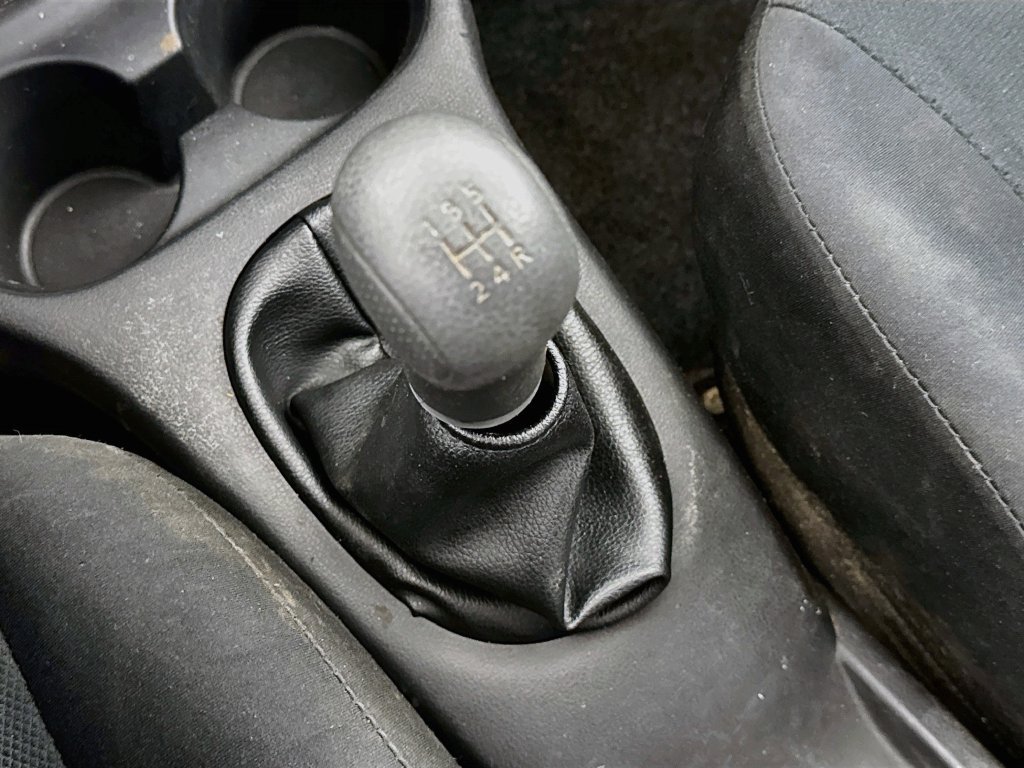 Used 2014 Nissan Versa Note S FWD image 18