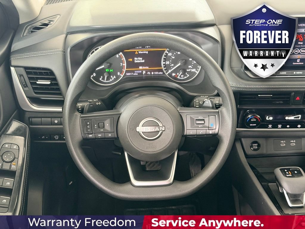 Used 2024 Nissan Rogue SV FWD image 16