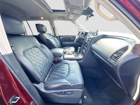 Used 2022 Nissan Armada Platinum RWD image 32