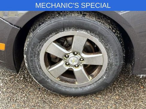 Used 2014 Chevrolet Cruze LT w/ Technology Package image 8