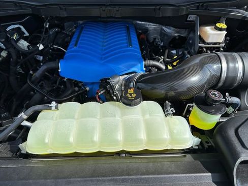 Used 2024 Ford F150 Lariat w/ Equipment Group 502A High image 11