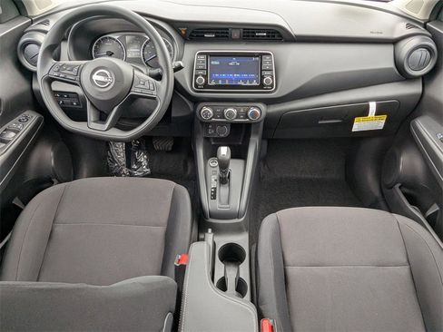 New 2025 Nissan Kicks Play S image 18