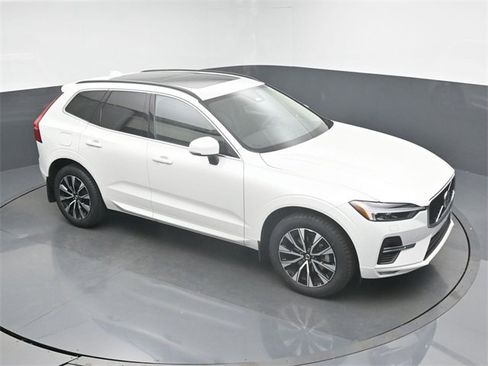 Used 2023 Volvo XC60 B5 Core w/ Climate Package image 39