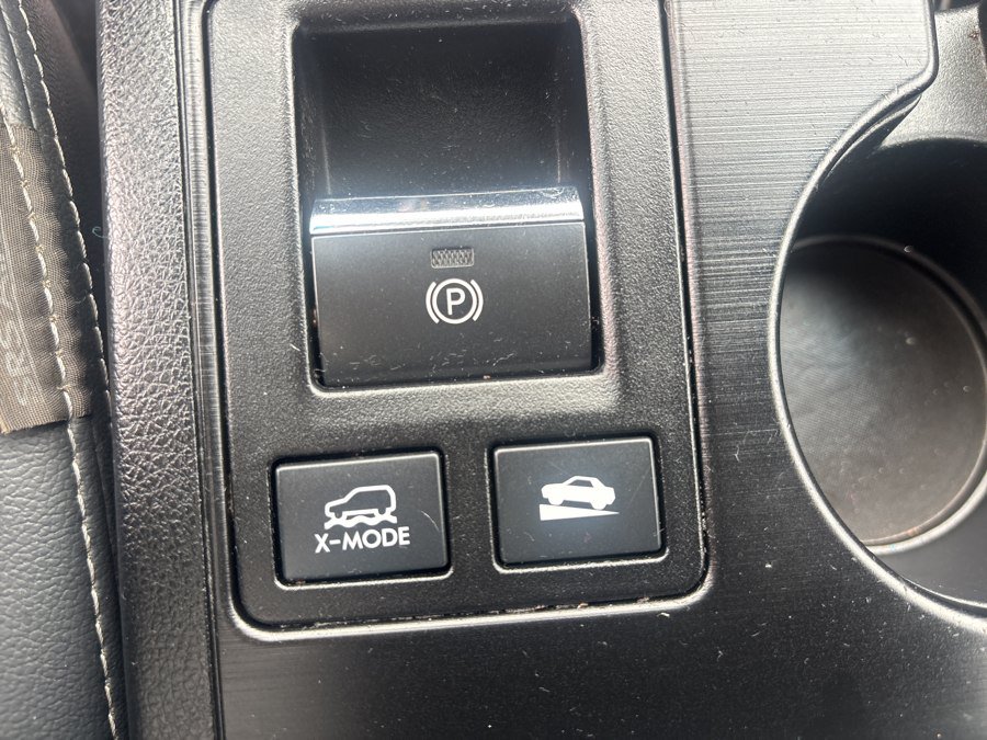 Used 2019 Subaru Outback 2.5i Limited AWD/4WD image 32