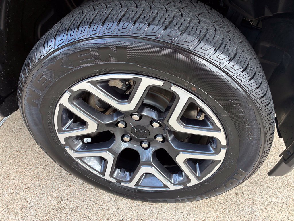 Used 2026 RAM 1500 Laramie AWD/4WD image 3