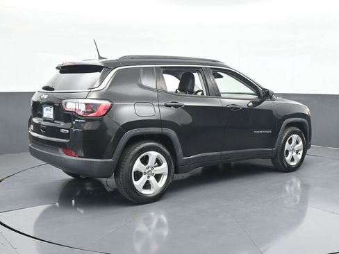 Used 2019 Jeep Compass Latitude w/ Popular Equipment Group image 6