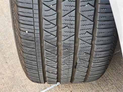 Used 2025 Land Rover Range Rover Velar S image 11