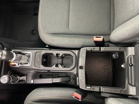 Used 2024 Jeep Wrangler Sport S image 14